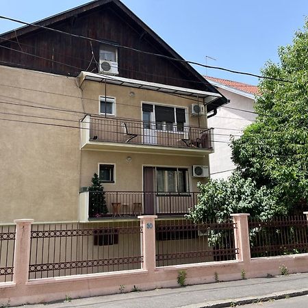 Istanbul Apartment 4 Белград Екстер'єр фото